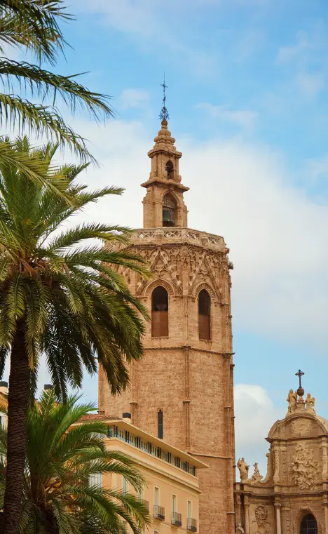 Imagen monumento Miguelete. fisioterapia a domicilio Valencia. jfisio.es