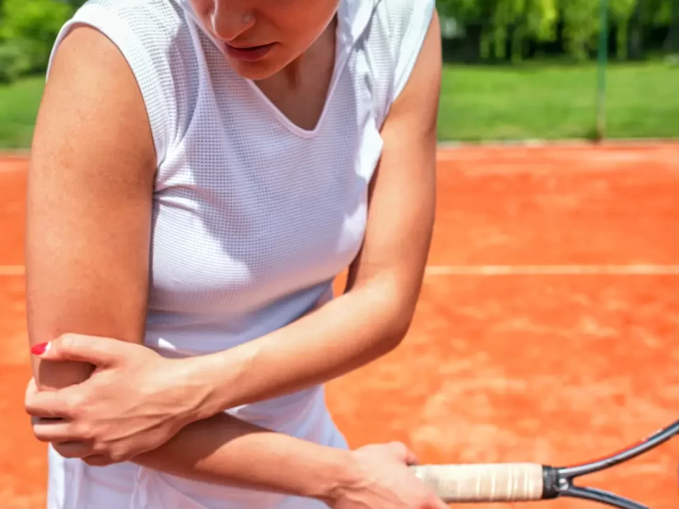 Epicondilitis o codo de tenista. jfisio.es